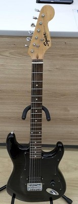 SQUIER BULLET Electric Guitar