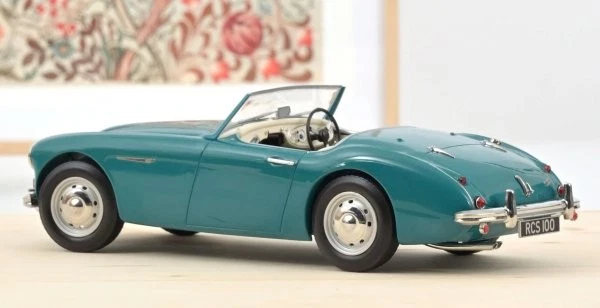 AUSTIN HEALEY 3000 Mk 1 - 1959 - greenmetallic - Norev 1:18 - Bild 3 von 4