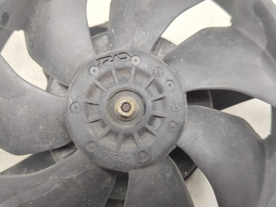 02 03 Ventilador radiador Honda CBR900RR CBR 954 Foto 2 de 4