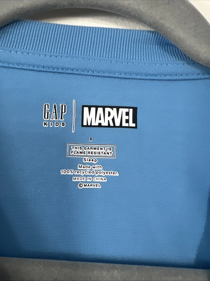 Camiseta manga corta GapKids Marvel Boys mediana (8) azul gráfico Spiderman Foto 4 de 4
