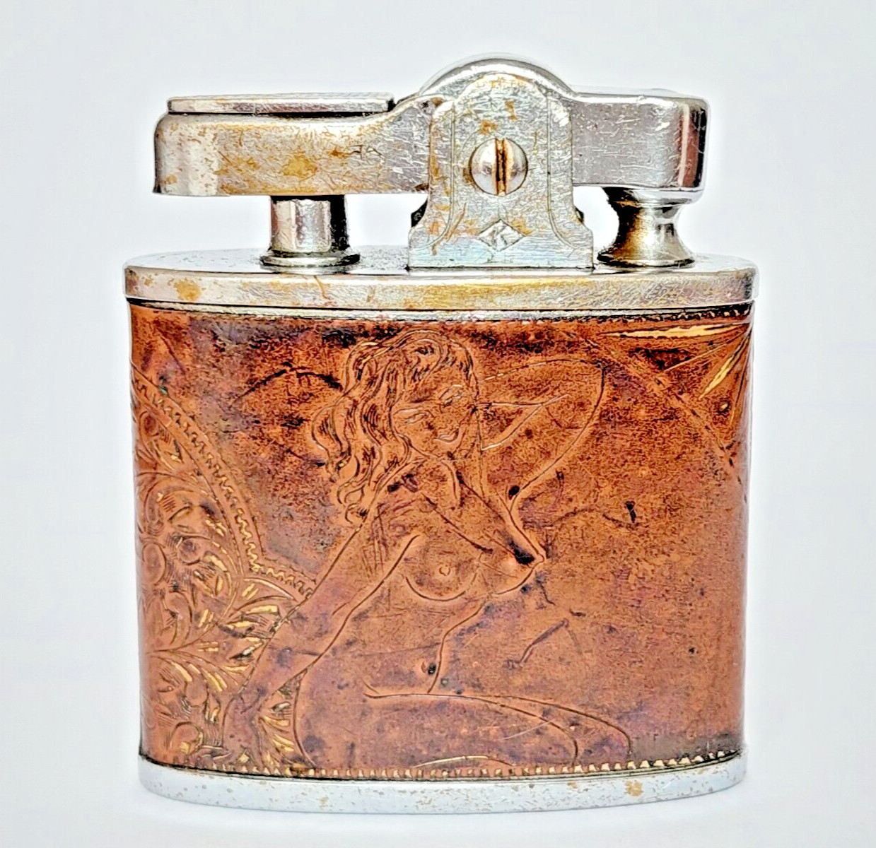 Vintage Accendino ZENITH con Figure di Nudo Femminile – Antique Nude Lighter