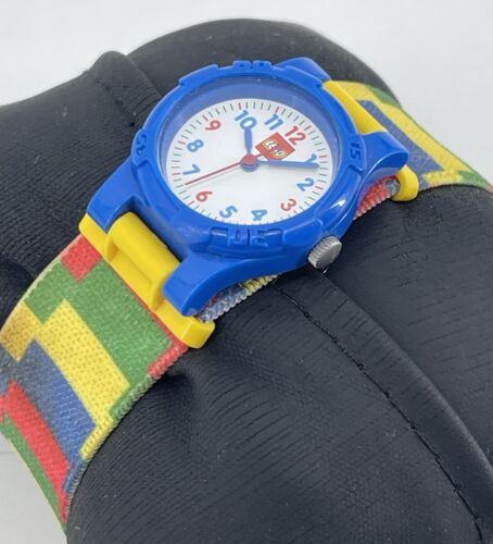 LEGO Fan Club Rare Blue Face Multicolor Band Quartz Wrist Watch Fast Shipping - Afbeelding 1 van 6