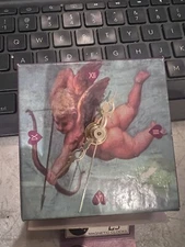 VINTAGE TIME DEZIGN MAGNETIC CHERUB / ANGEL TIME KEEPER CLOCK W/SECOND HAND