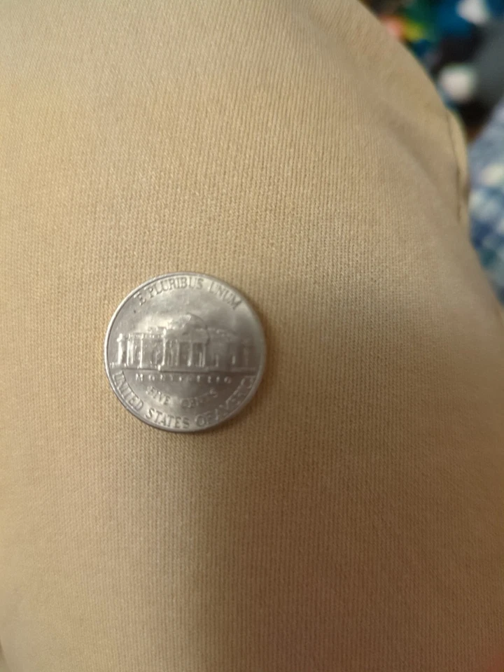 Circulated 2000 D Jefferson Nickel Misaligned Die Off Center - Image 2 of 2