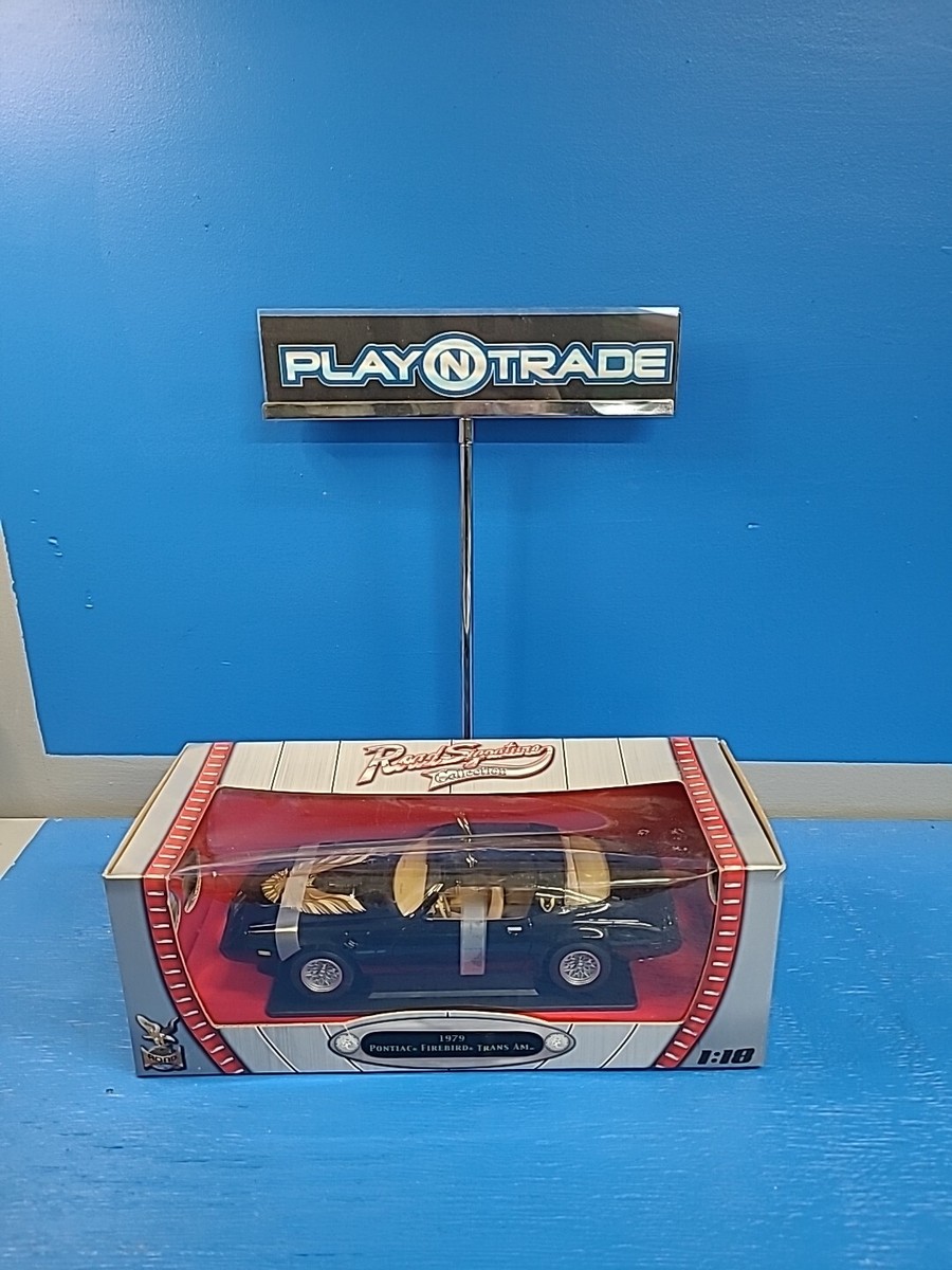 Road Signature Collection 1979 Pontiac Firebird Trans Am 1:18