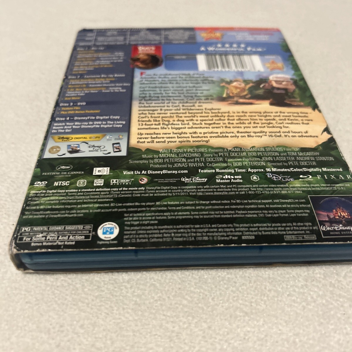 Disney Pixar UP (Blu-Ray + DVD + Digital Copy) 4 Disc Set