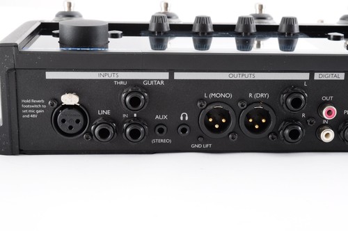 TC HELICON VoiceLive 2 Vocal Effect Processor 9334871 With AC Adapter In-stock - Picture 9 of 18