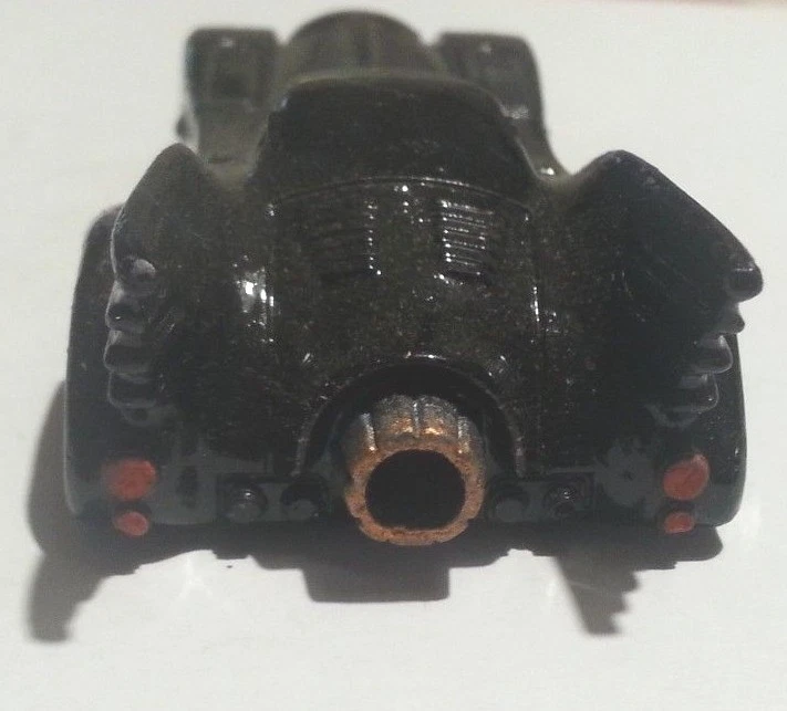 ERTL - BATMOBILE - BATMAN -DC COMICS - 1989 DAL FILM - MADE IN ITALY - 1 / 72 ? - Immagine 4 di 4