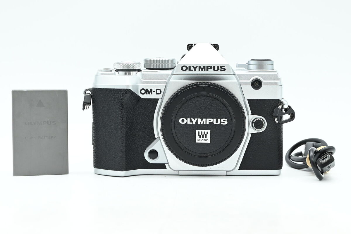 Olympus OM-D E-M5 Mark III Mirrorless 20.4MP Digital Camera Olympus OM-D E-M5 Mark III Mirrorless 20.4MP Digital Camera