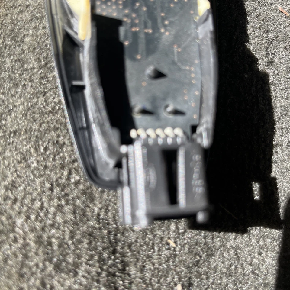 Conjunto de luz de techo trasera Ford Explorer BB53-13776-AE 2011-2019 Foto 4 de 4