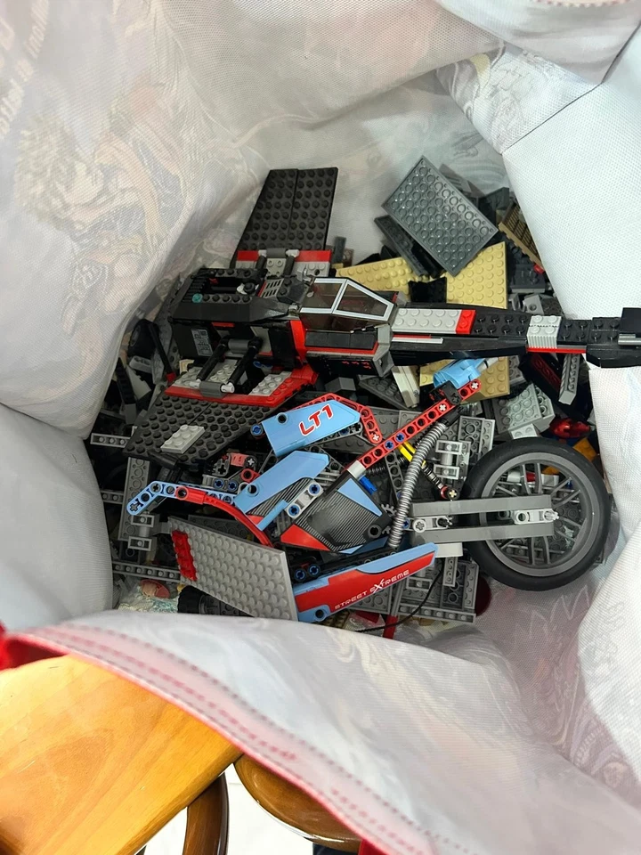 Lotto Lego Vari Minifigure, Marvel Star Wars City - Immagine 3 di 4