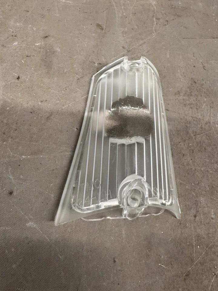 Ford Galaxie Sunliner Starliner 1960 lámpara de reversa lente luz trasera luz de respaldo Foto 2 de 4