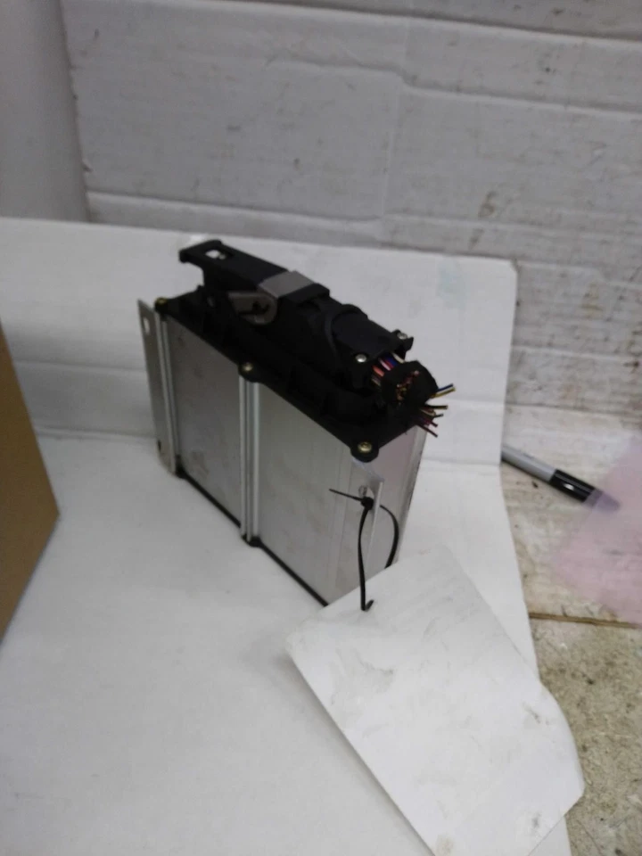 Used Sunroof Control Module fits: 2002 Mercedes-benz Mercedes clk 208 Type Roof Foto 2 de 4