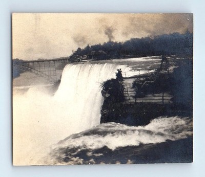 Old Vintage Photo NIAGARA FALLS RIVER WATERFALL LANDSCAPE BRIDGE DRAMATIC PIC