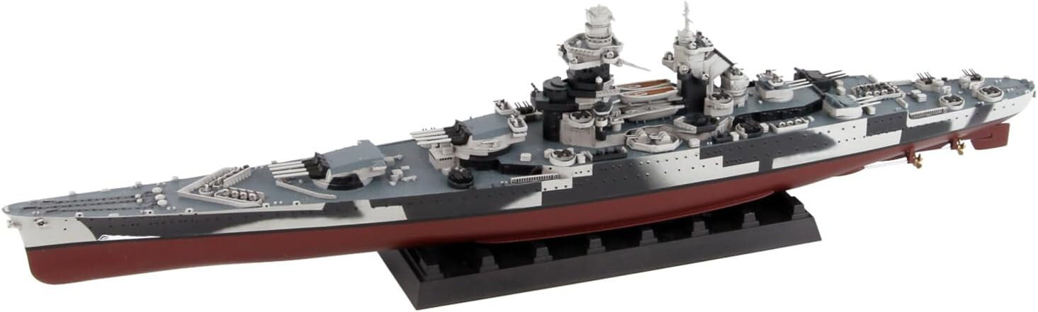 Линейный корабль ВМС Франции РИШЕЛЬЕ серии SKY WAVE серии PIT-ROAD 1/700 1943 года выпуска, комплект W265