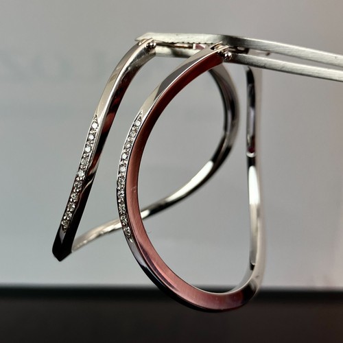 Roberto Coin 18k White Gold Diamond Wavy Hoop Earrings