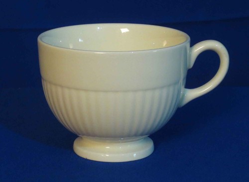 Wedgwood Edme Cup Over Sized Footed Stylized Clam Shell Ribbed Design England - Picture 2 of 5