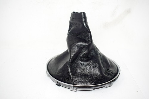 Clean Subaru Legacy Gt spec B 2007-2009 4th Gen leather shifter boot - Foto 4 di 5