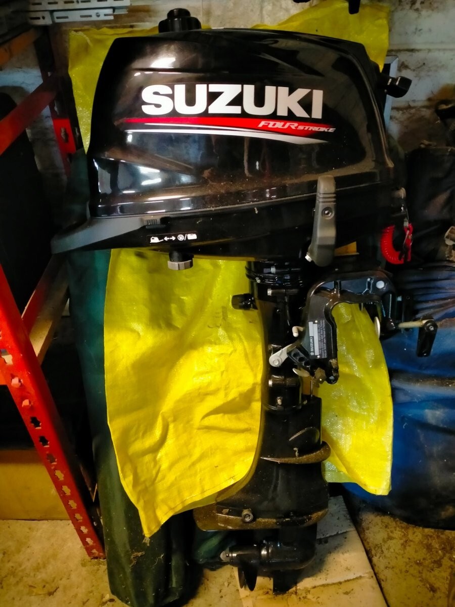 Suzuki DF6A 6hp Four stroke long shaft outboard engine (Example picture