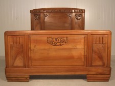 KM 357 Elegantes Jugendstil Bett Nussbaum Floral Frankreich um 1920 Antik