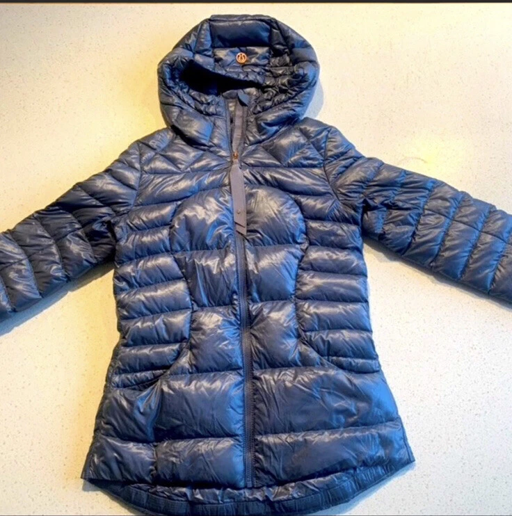 NUEVO SIN ETIQUETAS - Lululemon Fluffin Impresionante Plumón de Ganso Talla 4 ❤️ Foto 3 de 4