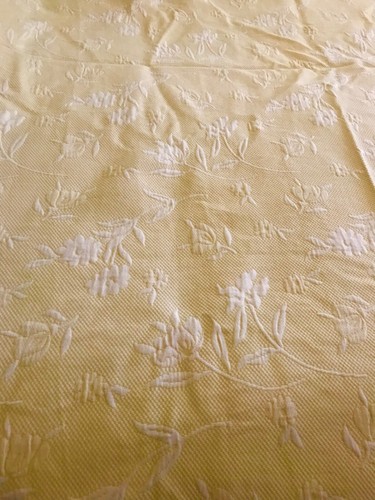 New MATELASSE Double BED COVERLET & 2 CASES Shams COLCHAS DOMINGOS yellow - Picture 4 of 7