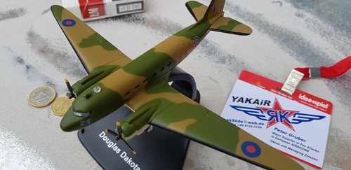 DC 3 Dakota C 47 Pasenbombardero Puente Aéreo Berlín Metal 1:144 Yakair Aircraft  - Imagen 3 de 8