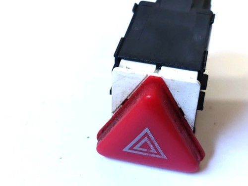 Volkswagen Transporter - Caravelle T5 2004 Schalter Warnblinkanlage UST107567