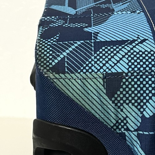 Oakley Carry On Roller Travel Bag Luggage Suitcase 20” Blue - Picture 24 of 24