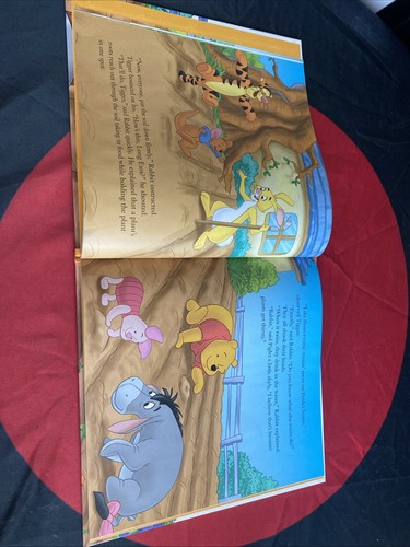 *KIDS* Winnie The Pooh: How Does Your Garden 🪴 Grow? (2005, Disney Hard Book) - Picture 9 of 17