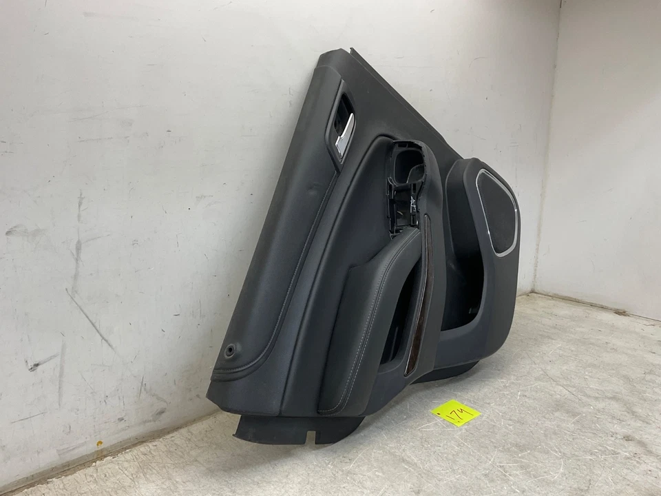 2015 2016 2017 2018 2019 2020 CHEVROLET TAHOE REAR LEFT DOOR PANEL OEM Foto 2 de 4