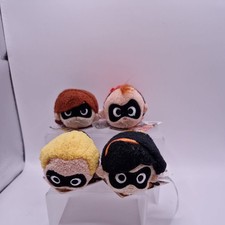 Tsum Tsum Disney Pixar Incredibles 2- x4 plush toys. Very Hard To Find Set.