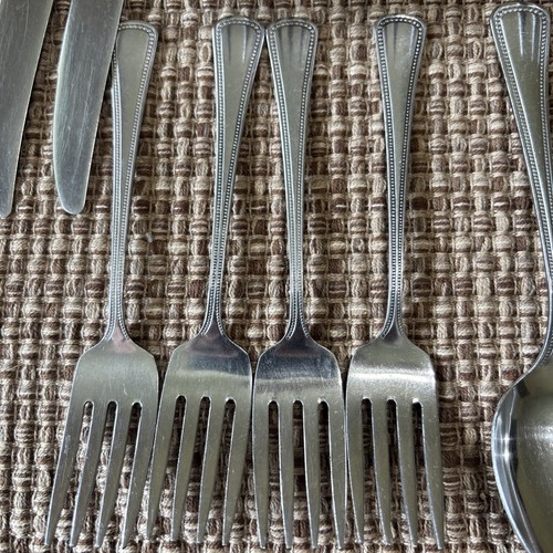 Lot de 26 cuillères inox Oneida NEEDLEPOINT BEADEDLE ARTISTRY couteaux fourchettes - Photo 2/8