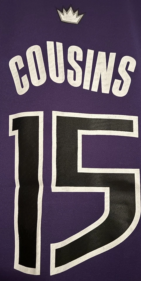 Camiseta Demarcus Cousins Sacramento Kings NBA Hombres M Adidas Vintage Boogie HWC #15 Foto 2 de 4