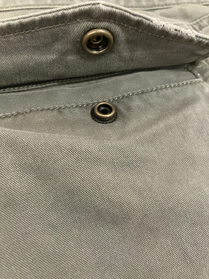 Lucky Brand Womens Cargo Short sz 8 Standard Issue Uniform Supplier Issue 06-KH1 - Image 4 of 4