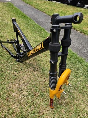 97 CANNONDALE SUPER V 1000 FREERIDE Frame W/ MOTO HEADSHOK FORK