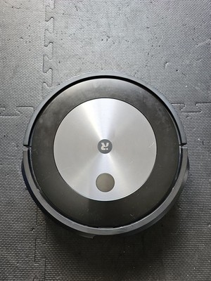 iRobot Roomba j7 Robot Vacuum Cleaner RVC-Y1 AeroForce WiFi Camera Dirt Disposal
