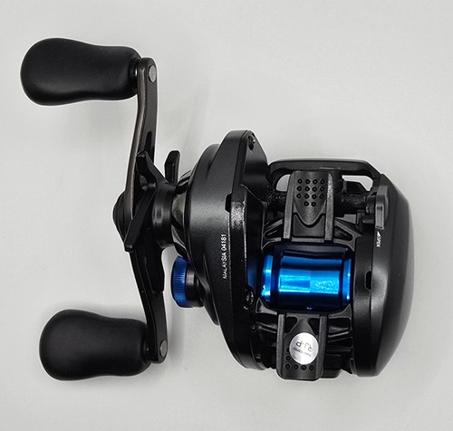 Shimano SLX DC 70 XG Baitcast Reel Right Hand from Japan - Picture 7 of 15
