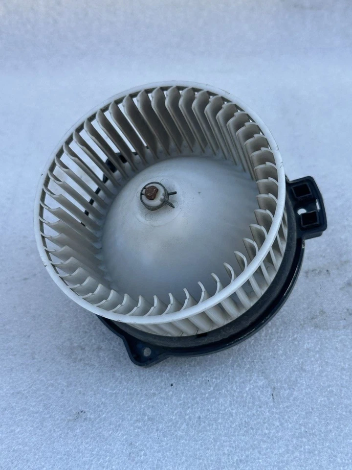 MITSUBISHI MONTERO 1999 deportivo calentador soplador motor MR315962 Foto 2 de 4