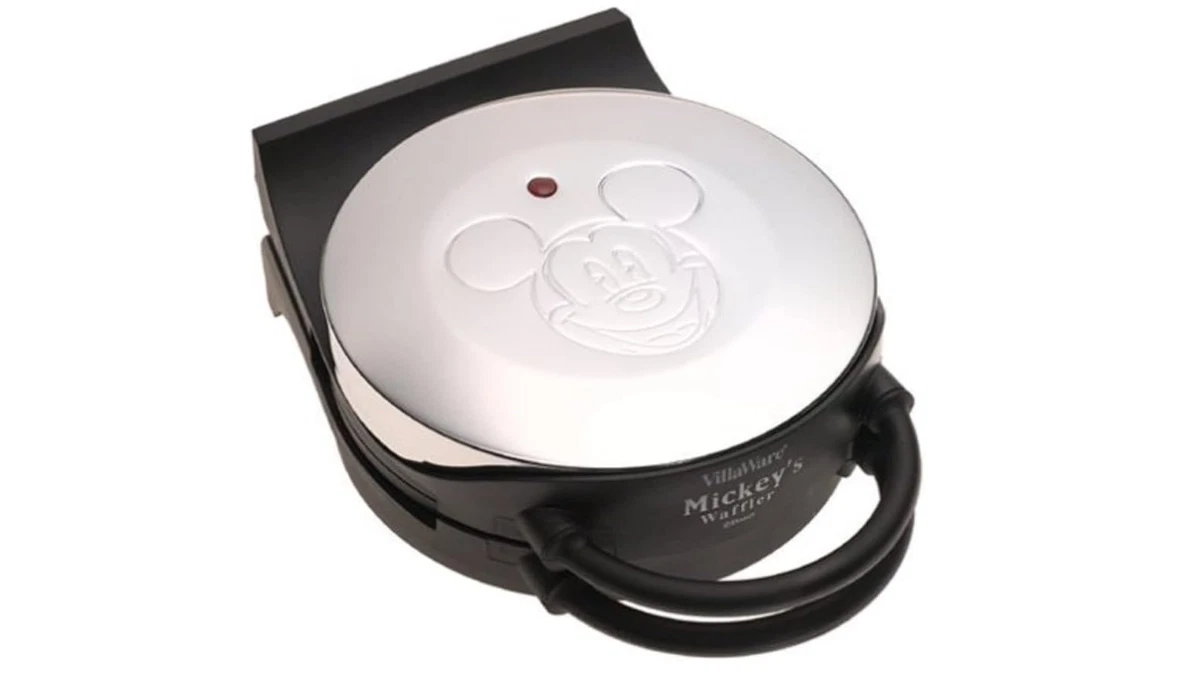 Disney Mickey Mouse 6-inch Waffle Maker VillaWare Model 5555-01 Chrome Finish