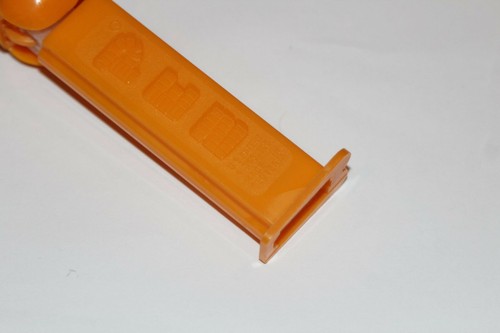 Garfield Comic Strip Grinning Orange w/Feet Pez Dispenser Slovenia 4.966.305 - Picture 5 of 5