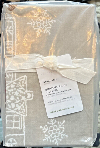 Pottery Barn Disney pillowcase Holiday Gingerbread Christmas SET 2 gift π z - Picture 4 of 23