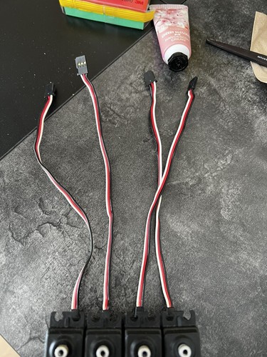 Futaba S9451 X4 Digital Servo RC Helicopter Nitro Align Trex 600 700 Hirobo MKS - Picture 2 of 8