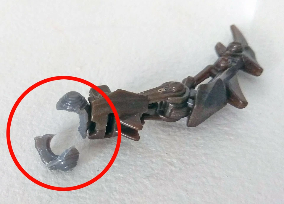 TRANSFORMERS REVENGE OF THE FALLEN: AA-04 INSECTICON (2010), TAKARA ver., BROKEN - Imagen 4 de 4