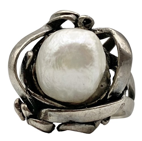 Vintage Modernist Brutalist Pearl Sterling Silver Ring Size 6.75 - Picture 2 of 8