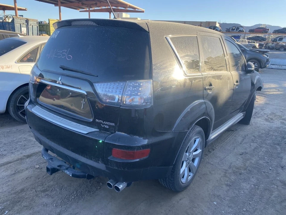 Used Front Left Door Window Regulator Front fits: 2010 Mitsubishi Outlander Fron - Image 4 of 4