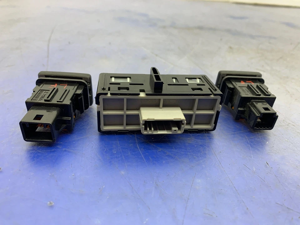 Lexus RC-F 2016 OEM delantero izquierdo ODO luz de viaje tenue juego de interruptores de limpiaparabrisas de estacionamiento Foto 2 de 4