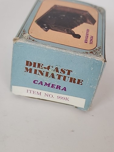 Vintage Druckguss Miniatur Kamera Bleistiftspitzer - Bild 4 von 15