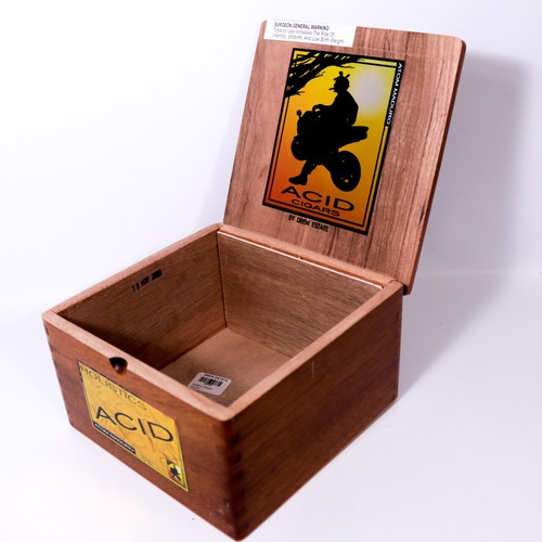 Acid Holistics Atom Maduro leere Holzzigarrenbox 7,25 Zoll x 7,25 Zoll x 4,25 Zoll - Bild 6 von 12