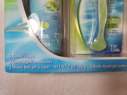 Gillette Venus Embrace Razor Set - Dramatically Smooth Skin Collection RARE 2008 - Picture 2 of 12
